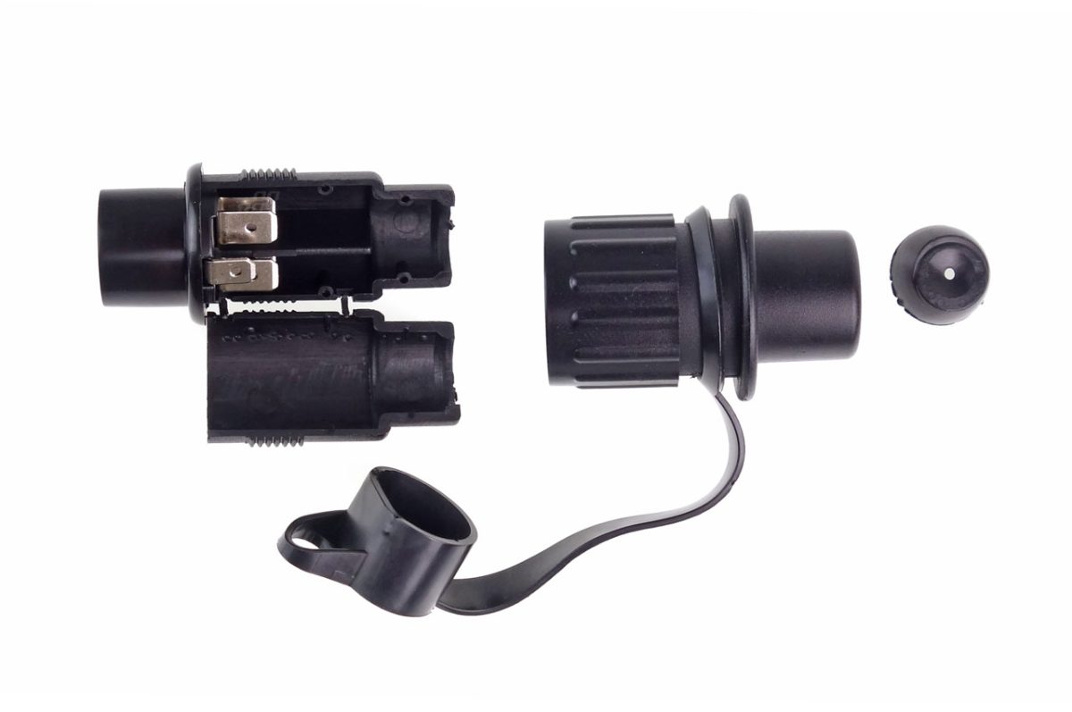 Fisa remorca din plastic cu 3 pini - imagine 2