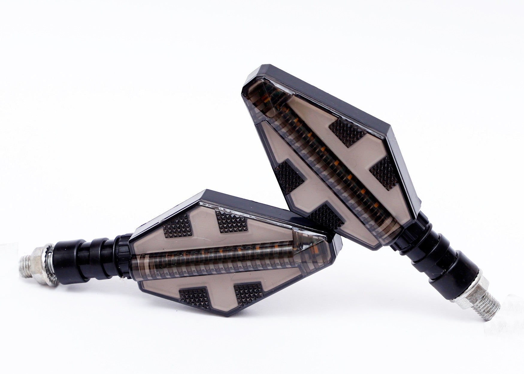 Reverse-Indicator-1.jpg Set 2 lampi Semnalizare Moto, model CROSS, cu 2 functii, pozitie si semnalizare, tensiune 12V - imagine 1