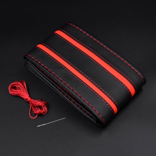 afee8c6d68ae1d9a2cc6f39275a5c949.jpg Husa volan din PIELE NATURALA CU DOUA DUNGI ROSII, pentru autoturisme, diametru 37 - 39 cm, cu ac si ata (se coase, aspect ORIGINAL) - imagine 1