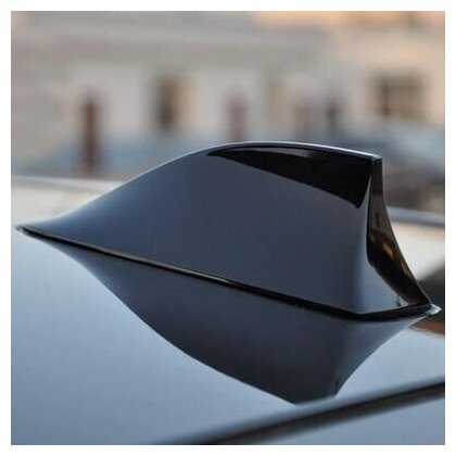 orig-1.jpg Antena auto activa AM - FM tip "SHARK TAIL" culoare NEGRU - imagine 1