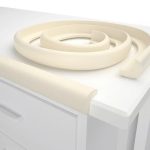 Banda de siguranta tip "coltar" pentru protectii muchii sau colturi in locuinta, lungime 2m - imagine 2