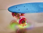 Skateboard Penny Board pentru copii cu roti din cauciuc, iluminate LED, culoare Albastra - imagine 5