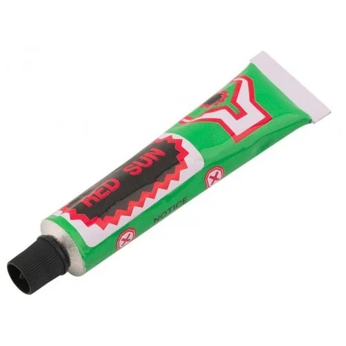 prenadez-20ml.jpg Solutie adeziva pentru lipit petece anvelope, cauciuc, plastic sau elemente flexibile, 20ml - imagine 1