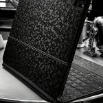 Folie auto decorativa Premium Honeycomb Black, model hexagonal 3D, autoadeziva, rezistenta UV, dimensiune 150 x 100cm - imagine 4