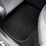 Set Auto Essential AVEX – 5 piese, Covorase Universale Mocheta + Husa Volan Piele Ecologica Perforata, Negru - imagine 4