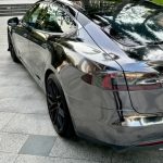 Folie colantare auto Dark Crom, tehnologie BubbleFree pentru aplicare usoara, dimensiune 1m x 1,5m - imagine 3
